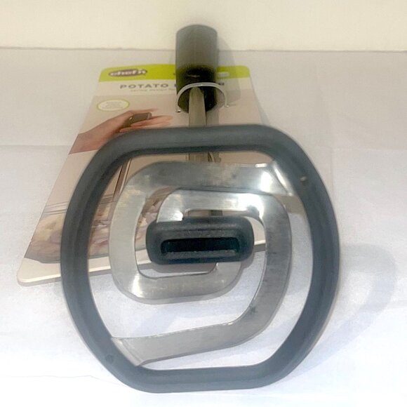 New Chef’n Spring-Loaded Potato Masher - Picture 4 of 5